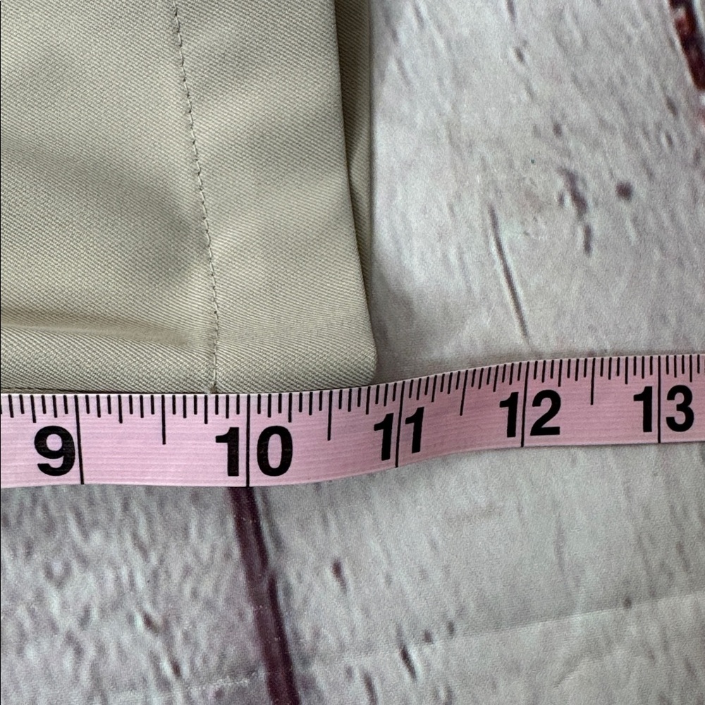 Peter Millar Men's Short - Picture 12 of 12